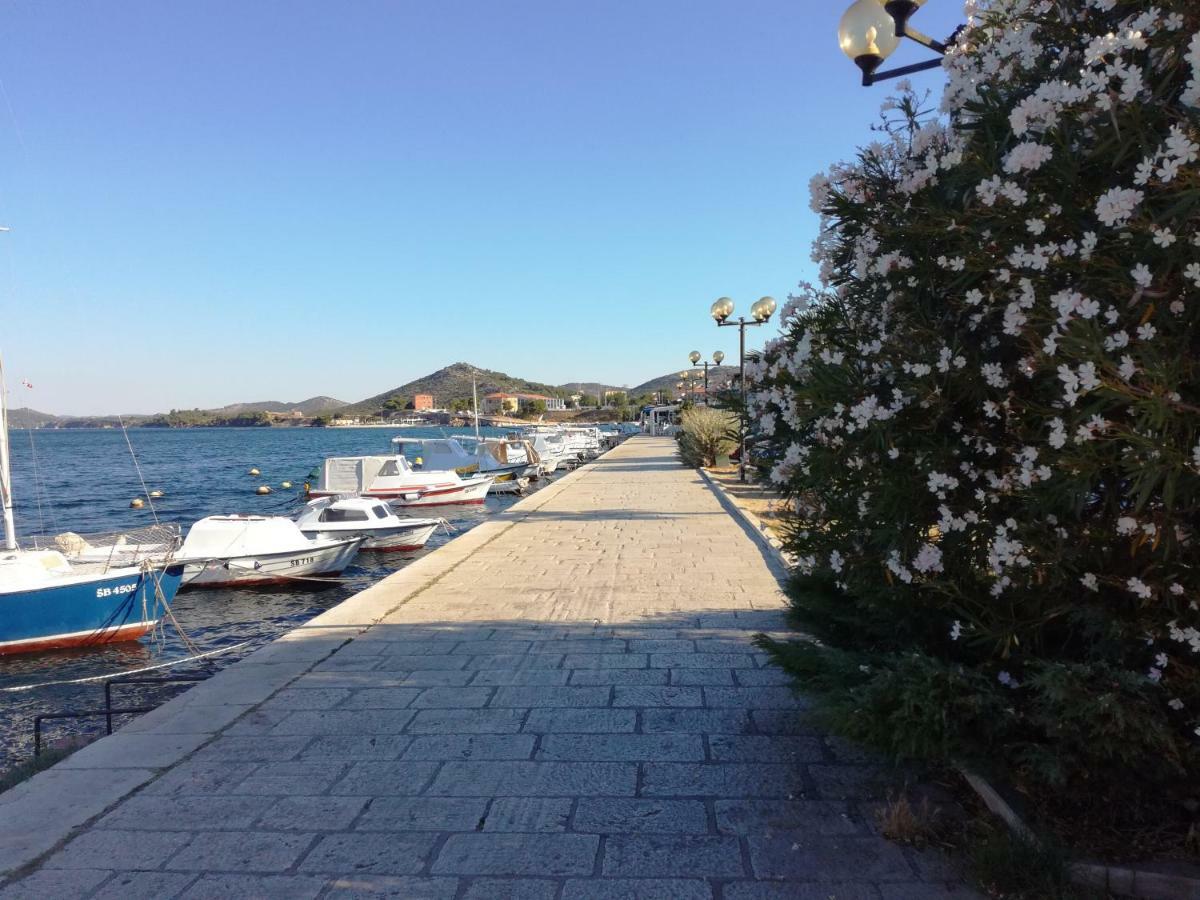 Appartamento Antini Trudi Šibenik Esterno foto